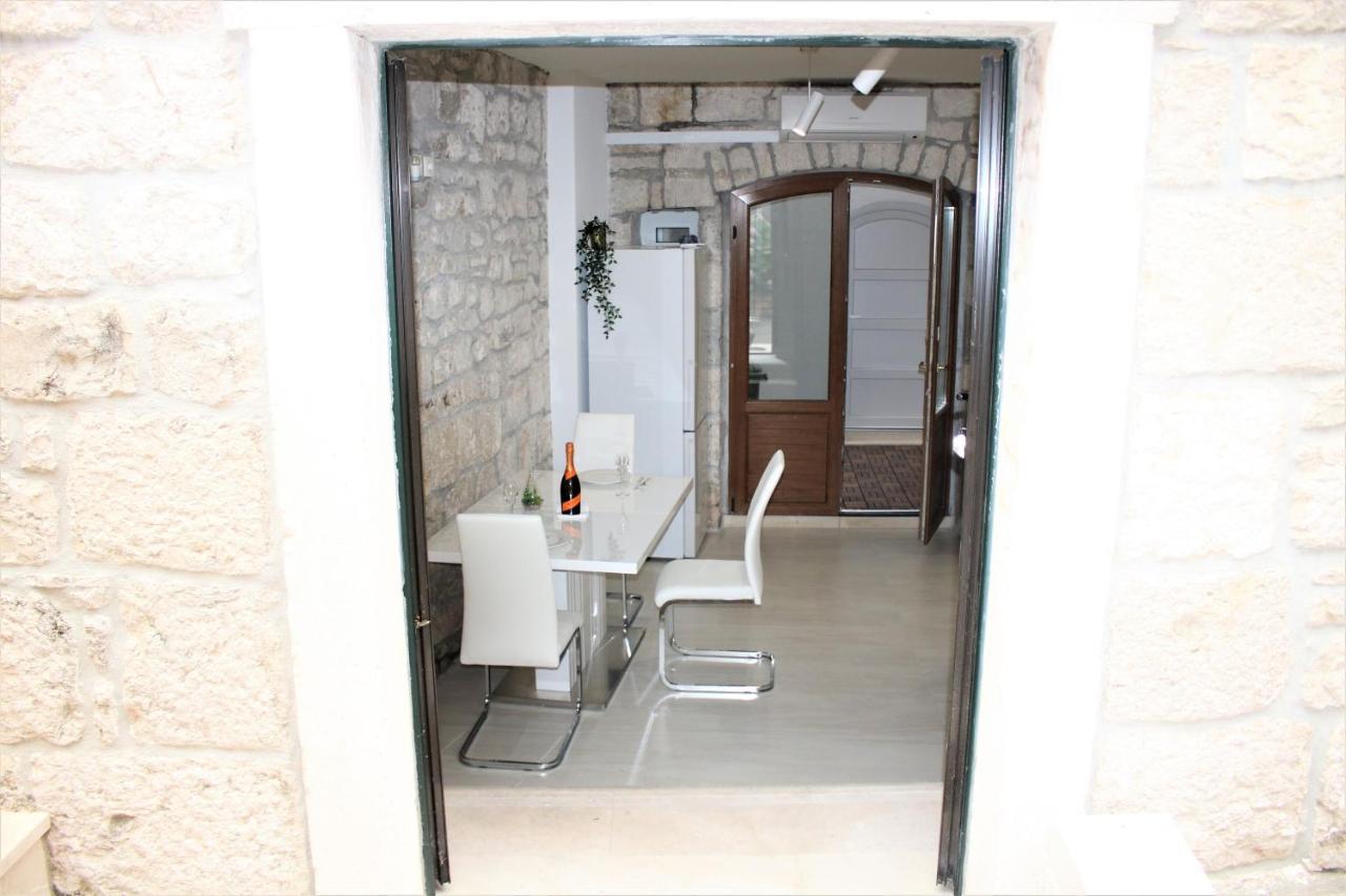 באסקה וודה City Center Chic Apartments מראה חיצוני תמונה